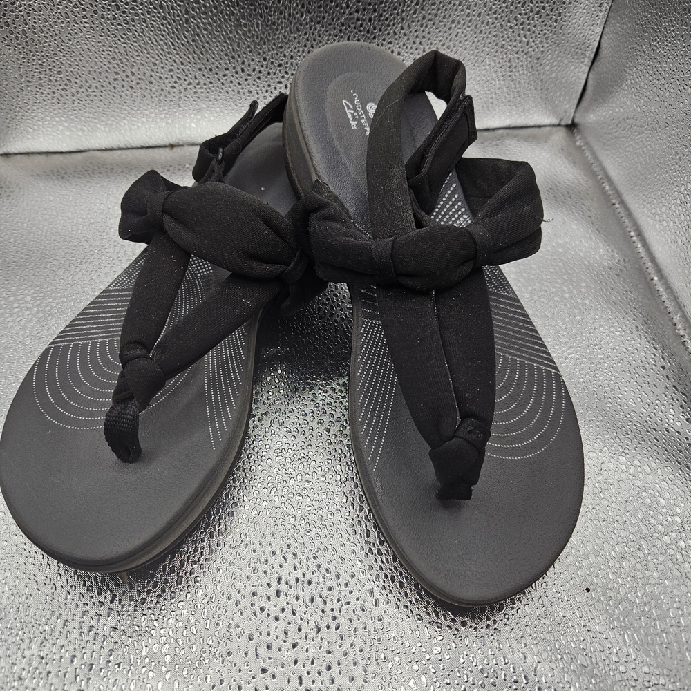 Clarks Elegant Black Knotted Sandals Women's Size 6